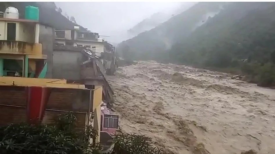 Big Breaking : उत्तराखंड आपदा में लगातार बढ़ रहा मौत का आंकड़ा, 72 पहुंची मृतकों की संख्या