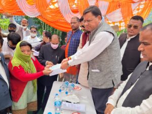 CM Met Disaster Effected Families In Pithoragarh 