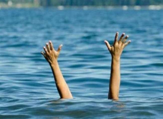 Children Drowned In Ganga  : 
