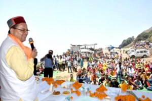 CM Dhami Visited The Temple :