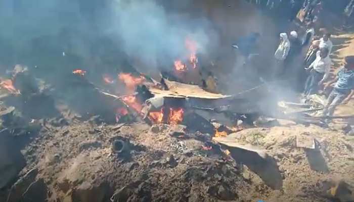 Fighter Jet Crashes : राजस्थान और एमपी में सेना के 3 हैलिकॉप्टर क्रेश, हादसे पर सीएम ने जताया दुख