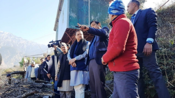 cm-dhami-reached-joshimath