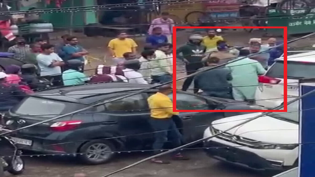 Premchand Aggarwal Fighting Video कैबिनेट मंत्री प्रेमचंद अग्रवाल के मारपीट वीडियो के बाद चढ़ा राजनीतिक पारा, विपक्षी ने मांगा इस्तीफा