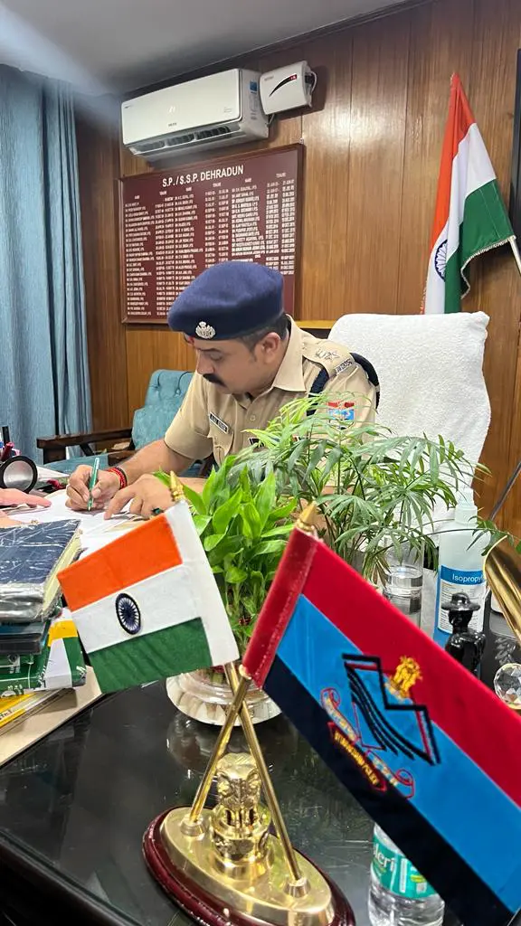 Dehradun New SSP : देहरादून के नए कप्तान अजय सिंह ने संभाली कमान, कार्यभार किया ग्रहण