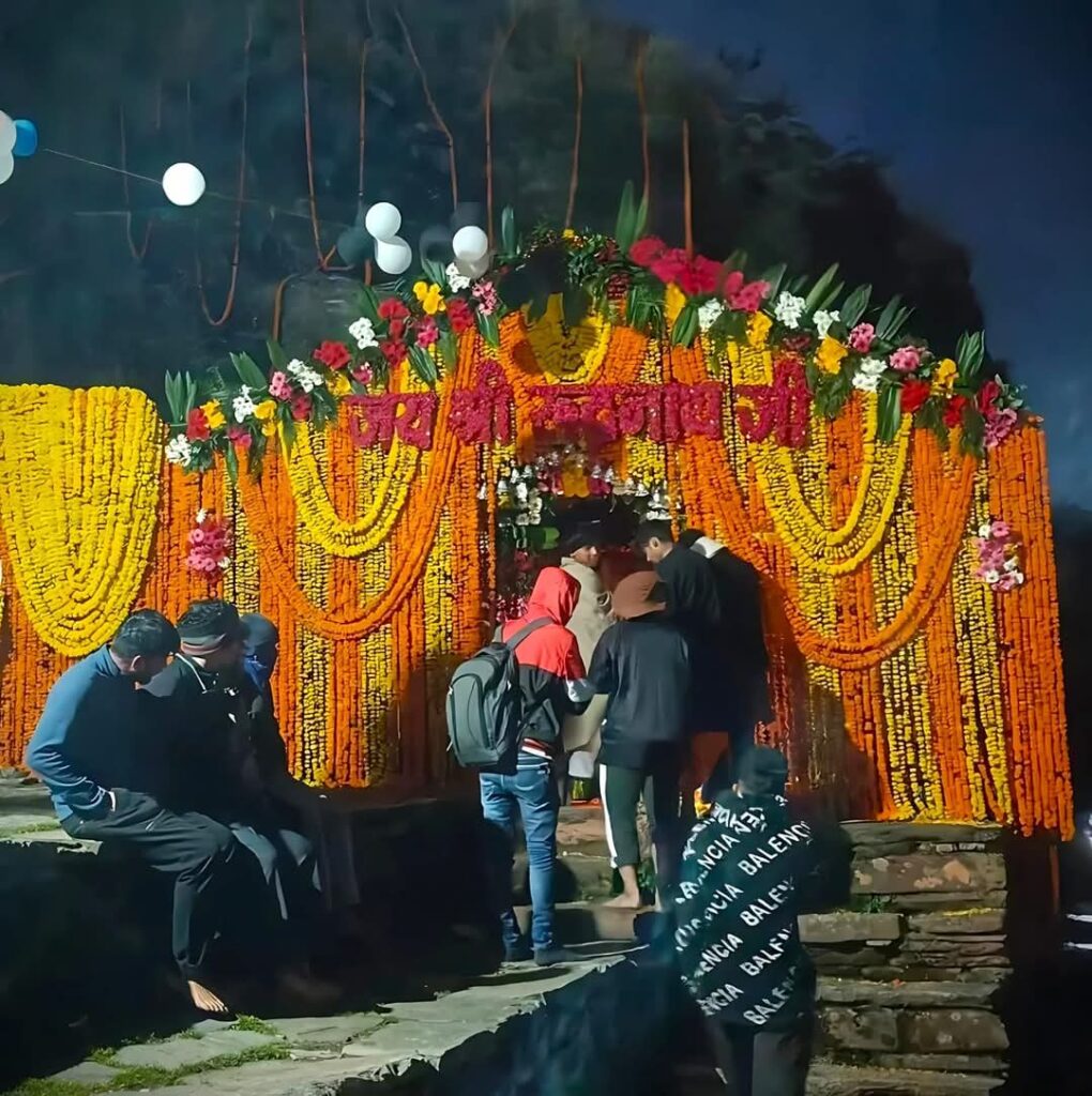 Rudranath Temple Open:ब्रह्म मुहूर्त में खुले चतुर्थ केदार रुद्रनाथ के कपाट, सीएम धामी ने दी बधाई