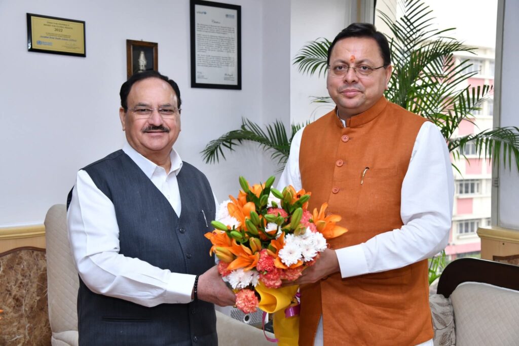 Cm Dhami Meet Jp Nadda:सीएम धामी ने केंद्रीय स्वास्थ्य मंत्री जेपी नड्डा से की मुलाकात, एयर एम्बुलेंस के विस्तार का किया आग्रह
