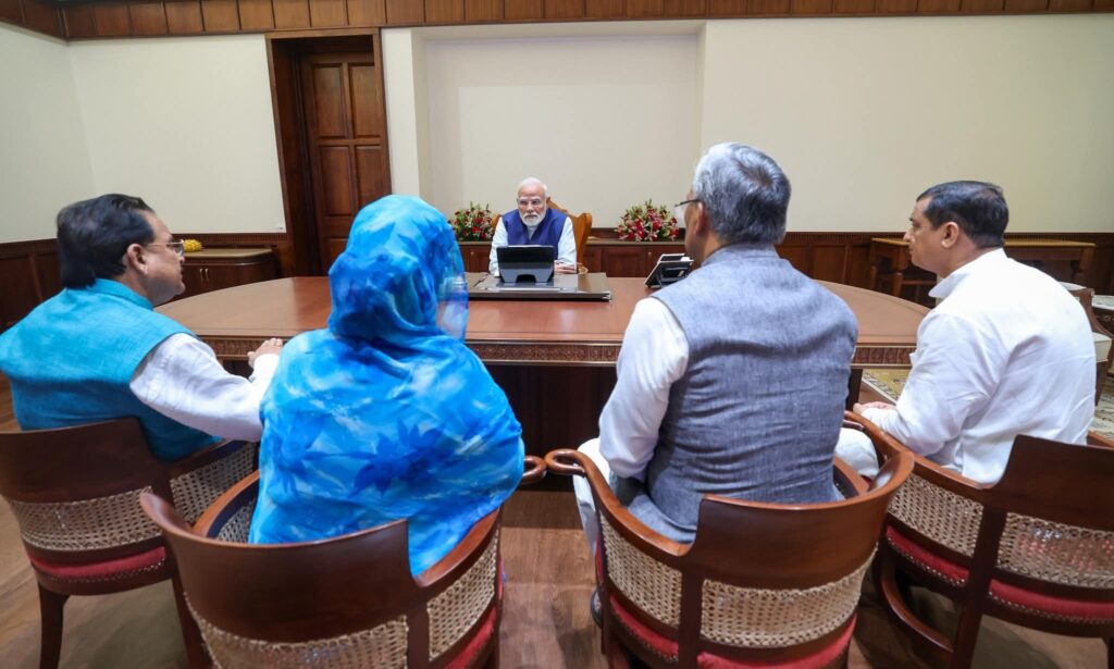 Pm Modi Meet Uttarakhand Mla:पीएम मोदी से सांसदों ने की मुलाकात, उत्तरकाशी आपदा में किया मदद का आग्रह