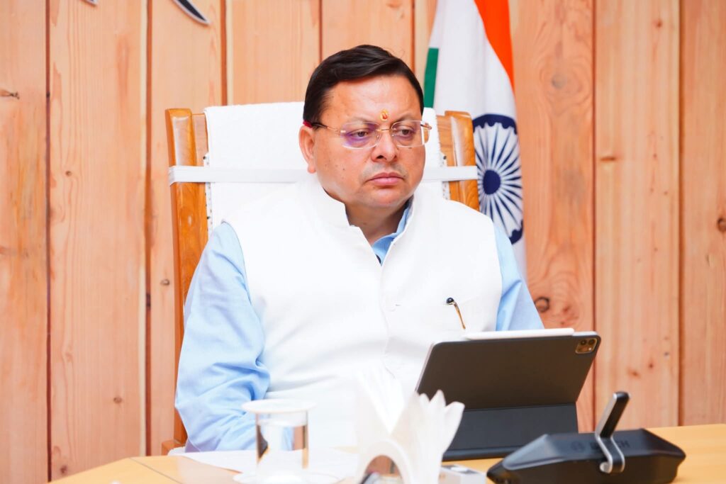 Cm Dhami Apda Meeting:सीएम धामी ने वरिष्ठ अधिकारियों के साथ की उच्चस्तरीय बैठक, आपदा प्रबंधन और प्रशासनिक सुधार के दिए निर्देश
