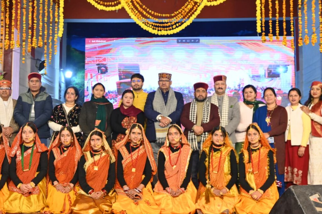 Cm Dhami Sanwad:सीएम धामी का शेफ समुदाय से संवाद, उत्तराखंड के स्वाद को लोकल से ग्लोबल बनाने का आह्वान